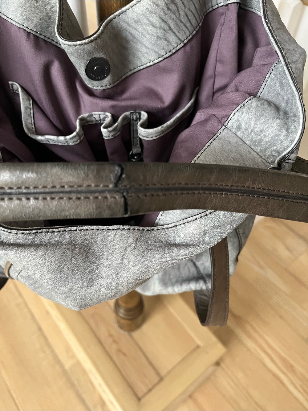 Kooba Gray Slouchy Hobo Shoulder Bag. Dust bag included. - Picture 4 of 6